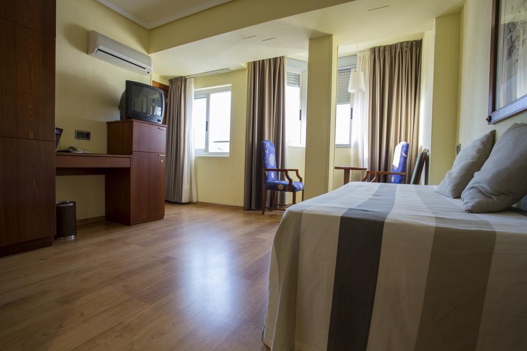 Torreluz Apartamentos Алмерия Стая снимка