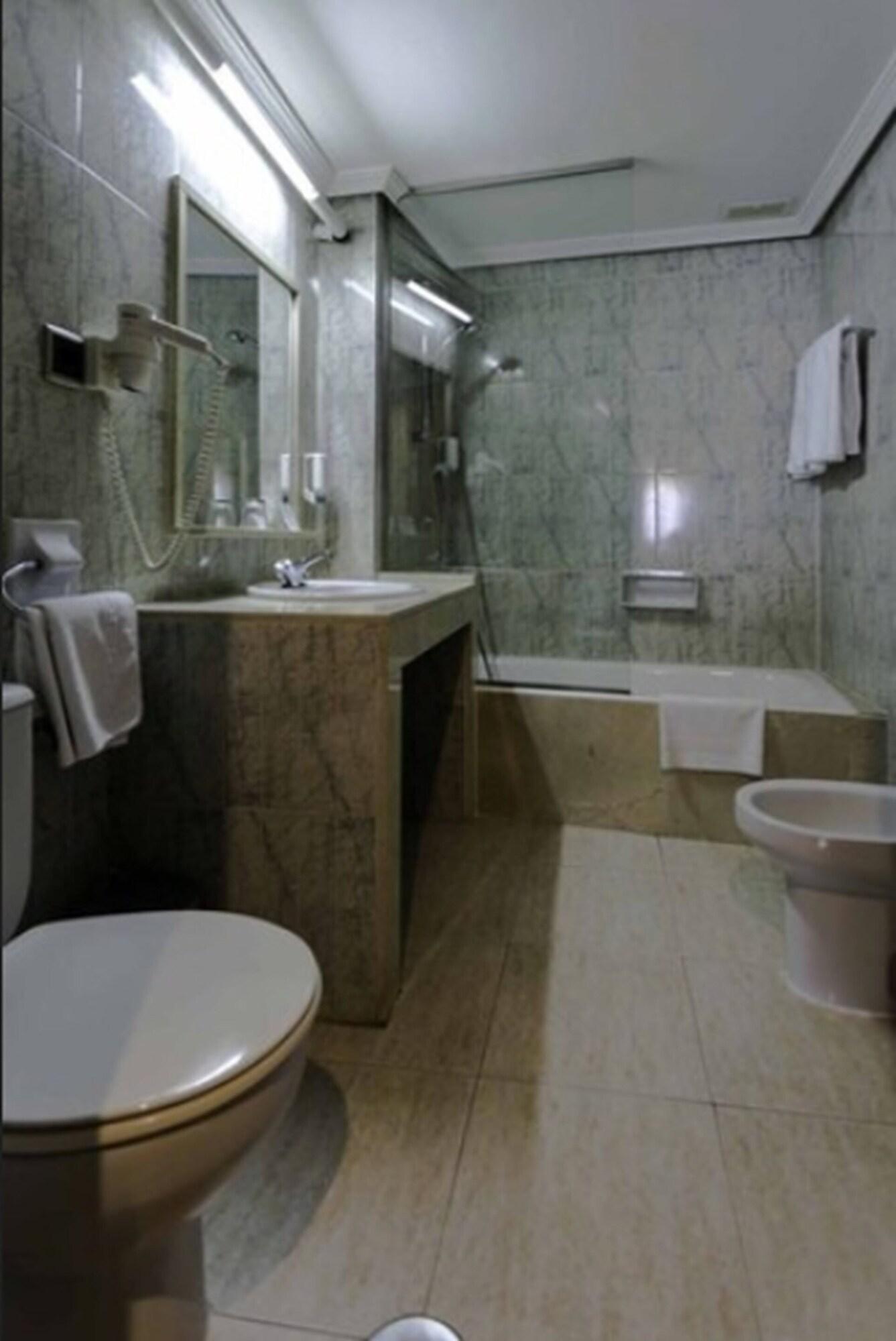 Torreluz Apartamentos Алмерия Екстериор снимка