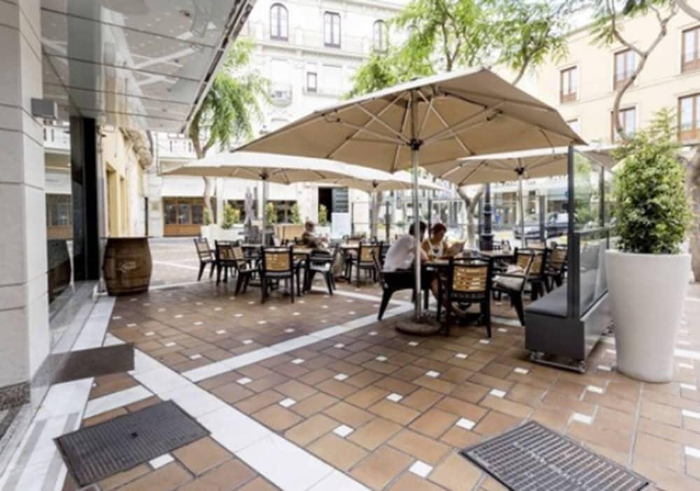 Torreluz Apartamentos Алмерия Екстериор снимка