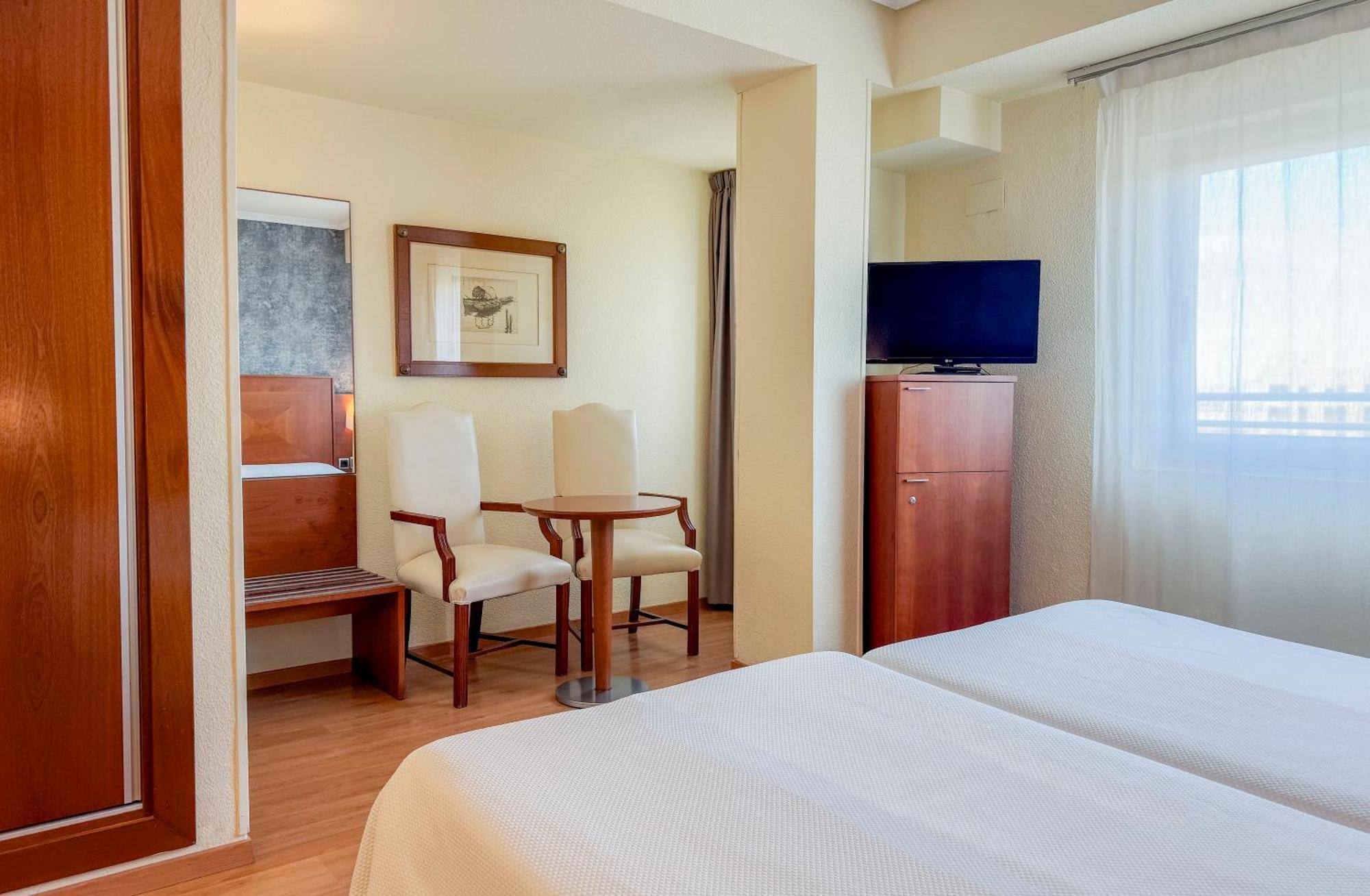 Torreluz Apartamentos Алмерия Екстериор снимка