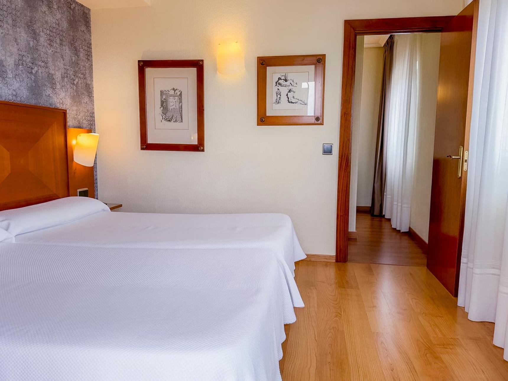 Torreluz Apartamentos Алмерия Екстериор снимка